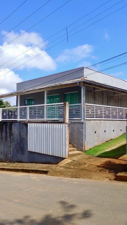 CASA E LOTES  - CHAPADA/BOA ESPERANÇA