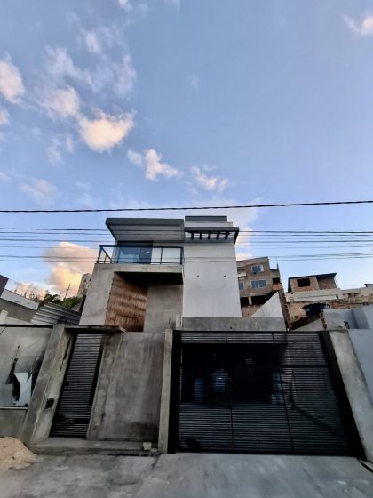 CASA A VENDA Bairro Jardins dos Ipês/Itabira