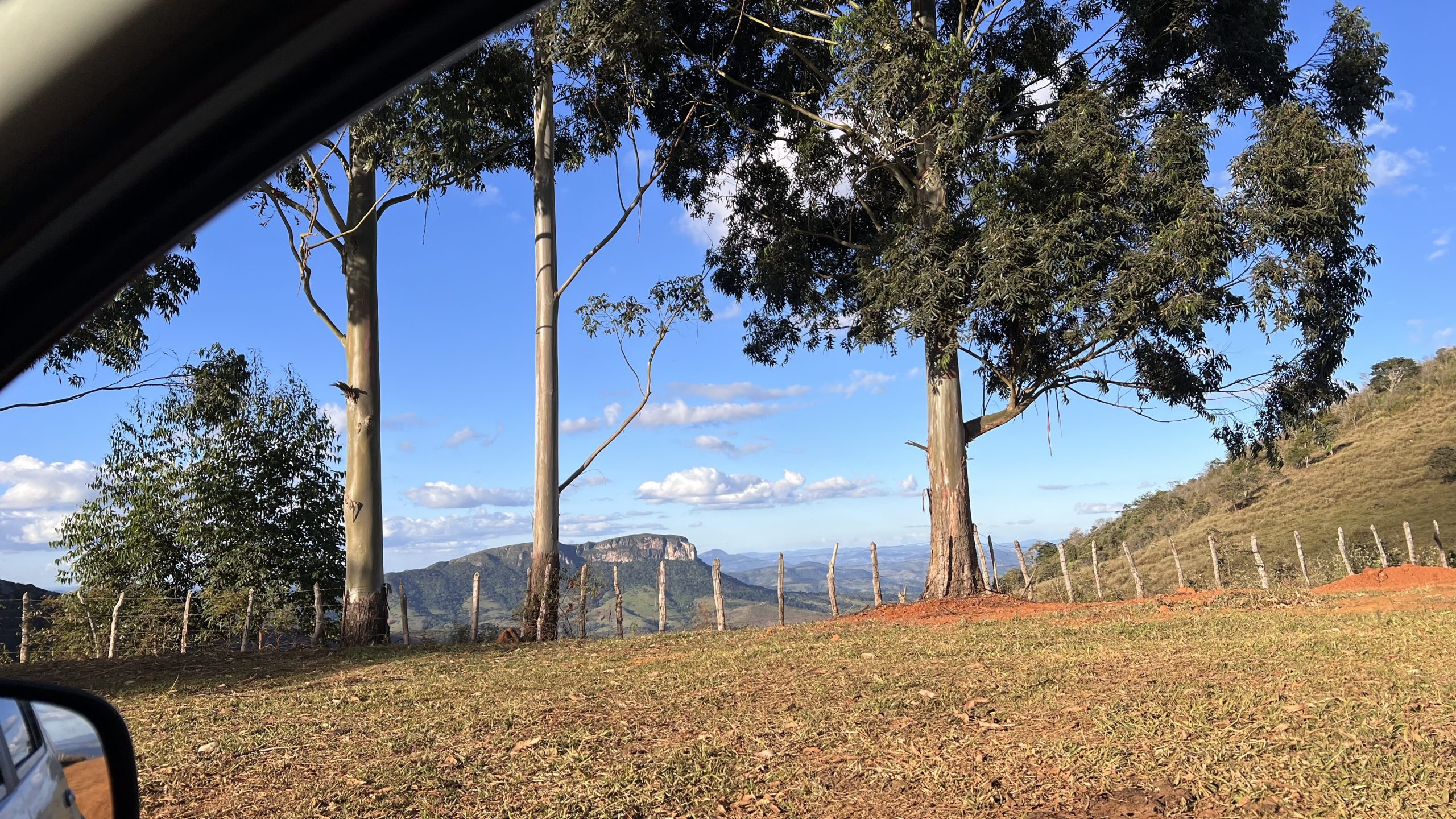 TERRENO COM CASA A VENDA COMUNIDADE BOM JARDIM ITABIRA/MG - Imagem 37
