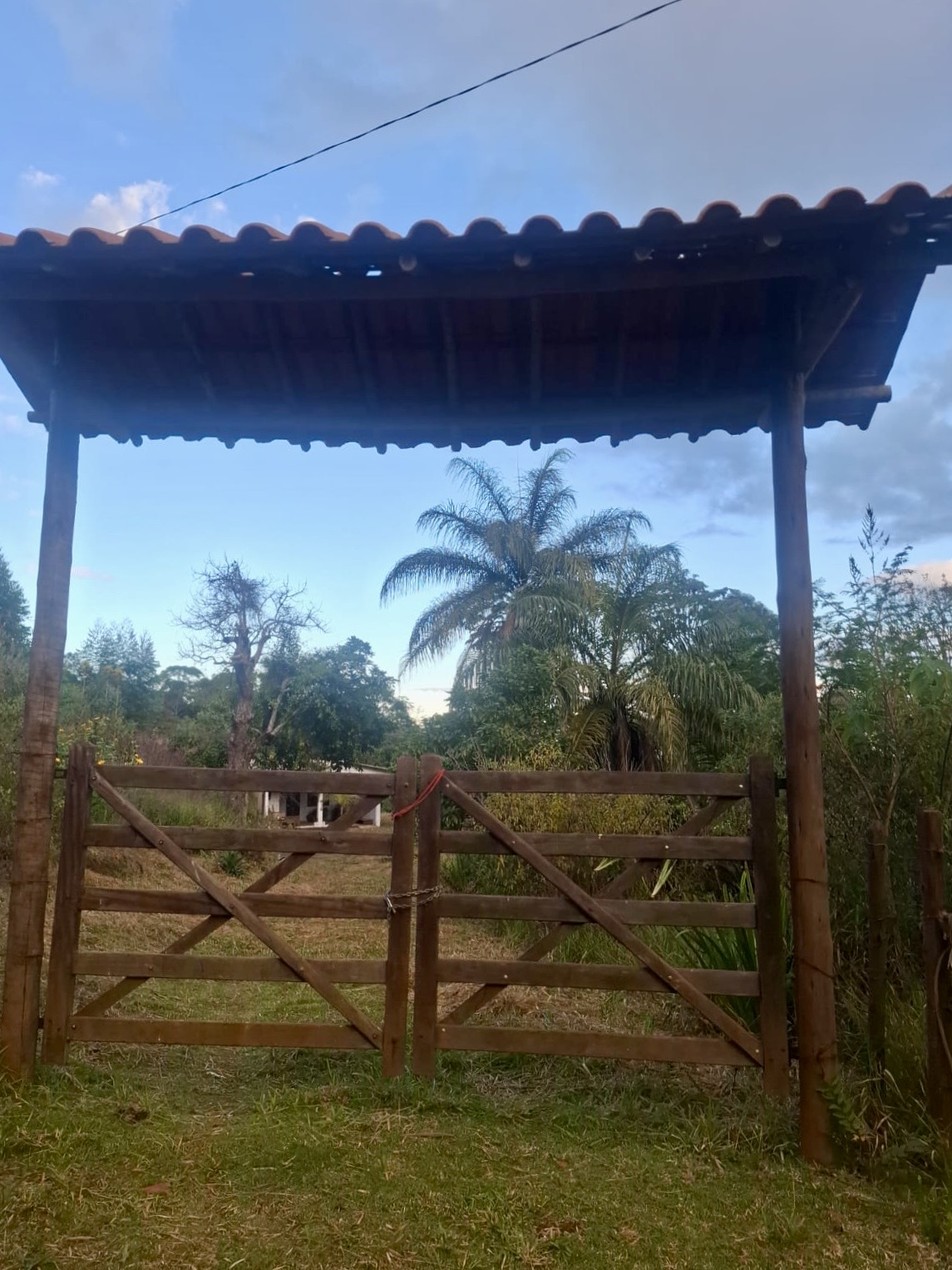TERRENO COM CASA A VENDA COMUNIDADE BOM JARDIM ITABIRA/MG - Imagem 32