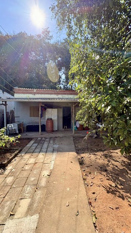 CASA COM ÁREA A VENDA bairro Gabiroba /Itabira