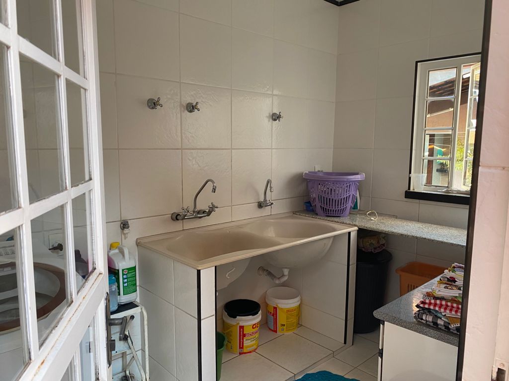 CASA A VENDA AMPLA E COMPLETA, bairro Amazonas/Itabira - Imagem 29