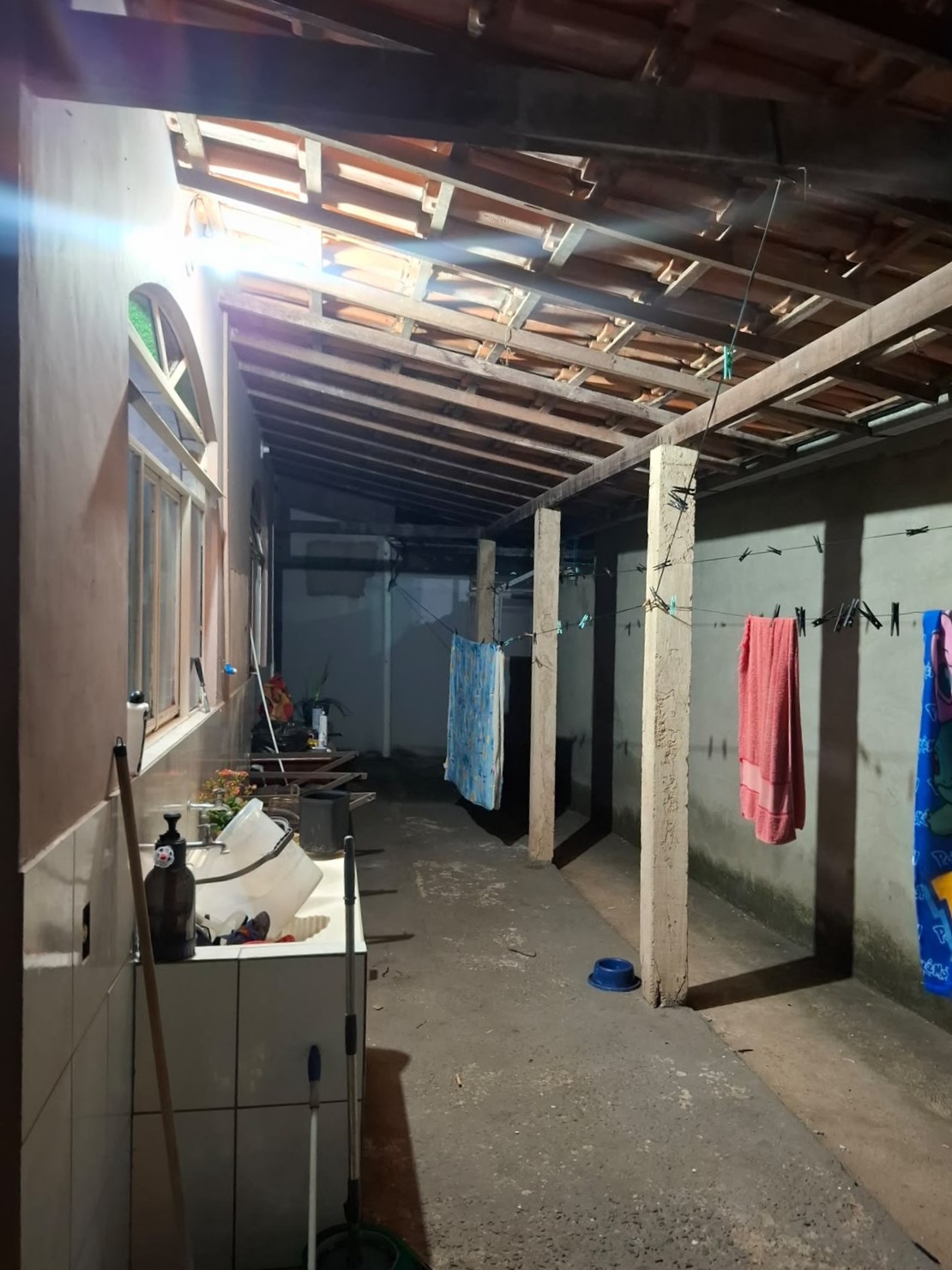 2 CASAS A VENDA, bairro Colina da Praia - Itabira - Imagem 2
